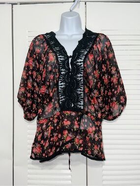 Sheer Floral Crochet Lace 2000s y2k Whimsigoth Romantic Sheer Top